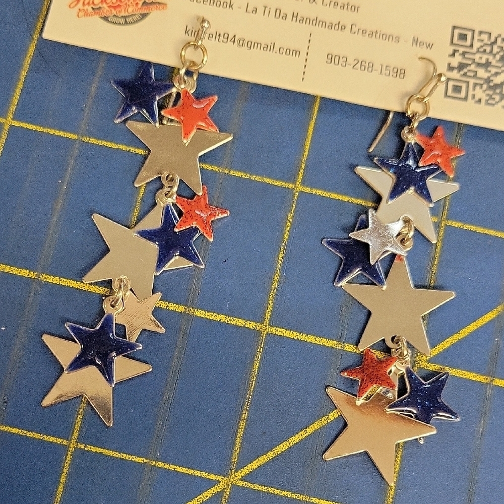 Star Dangle Earrings in Red Blue Silver America 4th of July